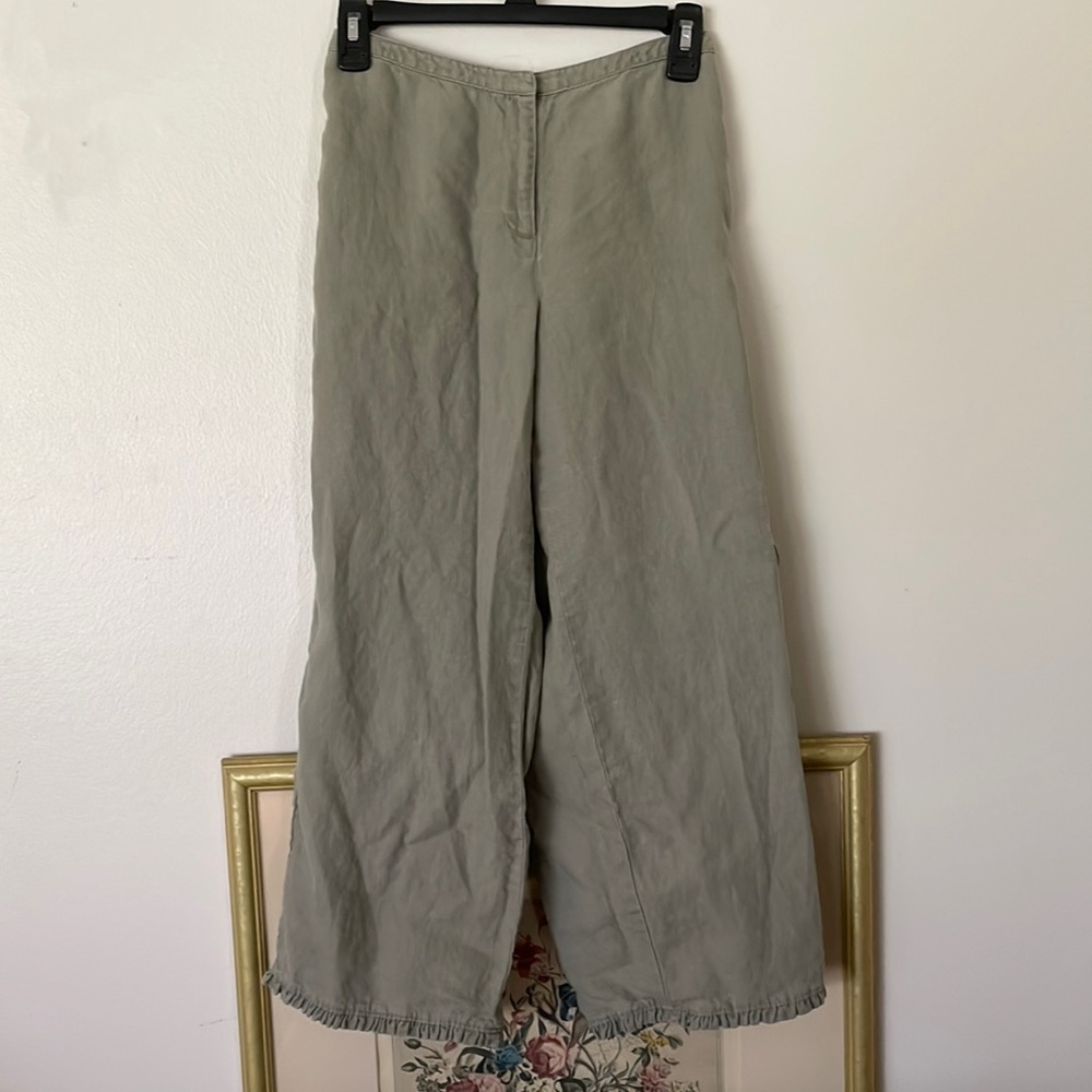 J Jill 100% linen olive green capris with elastic waist and pockets size xs